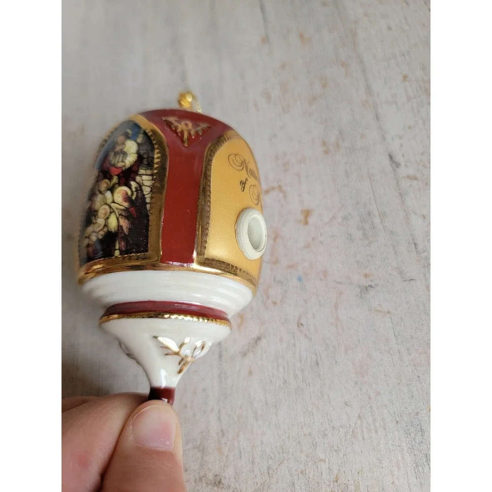 Vintage Bradford nativity scene porcelain ornament Xmas religious